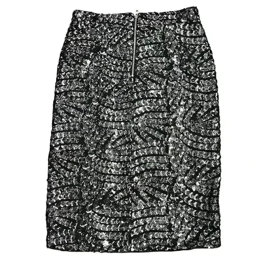Walter Baker Josette Embellished Mesh Skirt Knee Length Size 6 - Picture 4 of 15